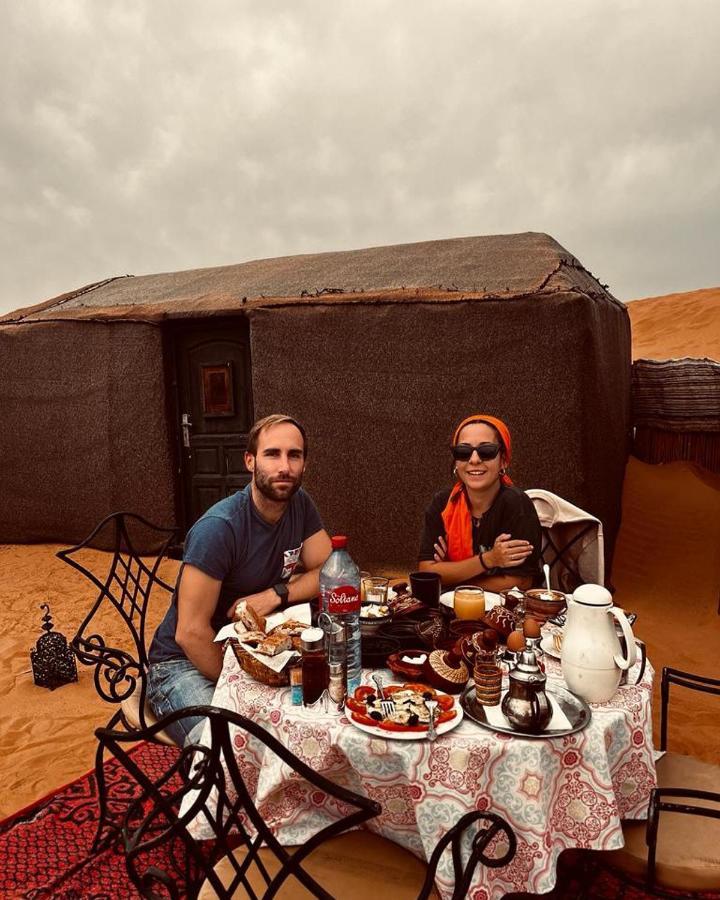Overnight Desert Camp Merzouga Buitenkant foto